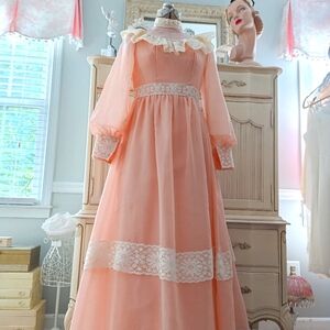 AMAZING VINTAGE GUNNE STYLED MAXIE DRESS! STUNNING!